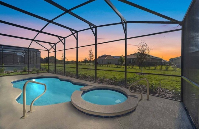 Solterra Resort 445 - Seven Bedroom Villa, Sleeps 14