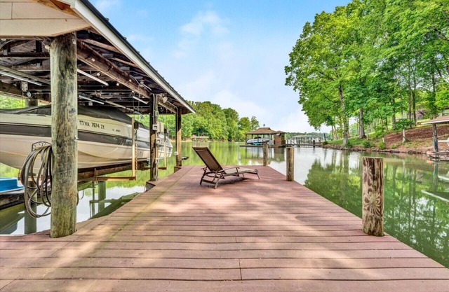 Something Special - Firepit/Game/Movie Room/Dock