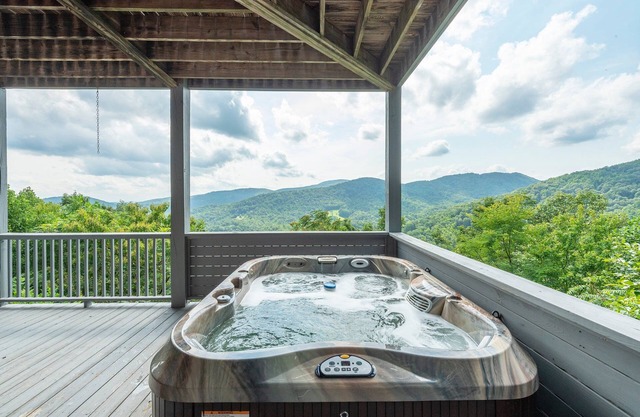 Songbird Sanctuary | Under New Management, Hot Tub, Deck & Year-Round Views