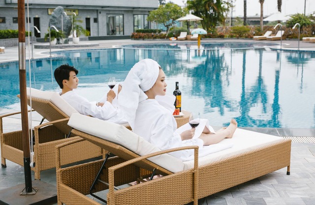 Songlam Waterfront Hotel - 藍江酒店