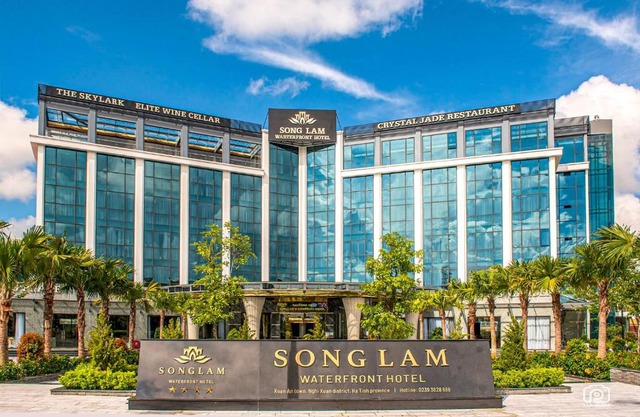 Songlam Waterfront Hotel - 藍江酒店
