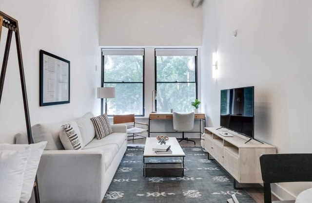 Sosuite | 1BR Loft w Park View, W/D, Gym, Lounge