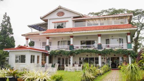 Sourenee Tea Estate