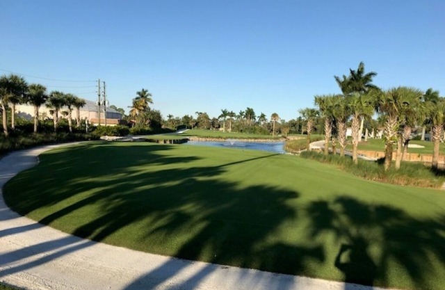 South Naples 2/2 1200' Condo in Bundled Golf/Tennis with Golf Course Views