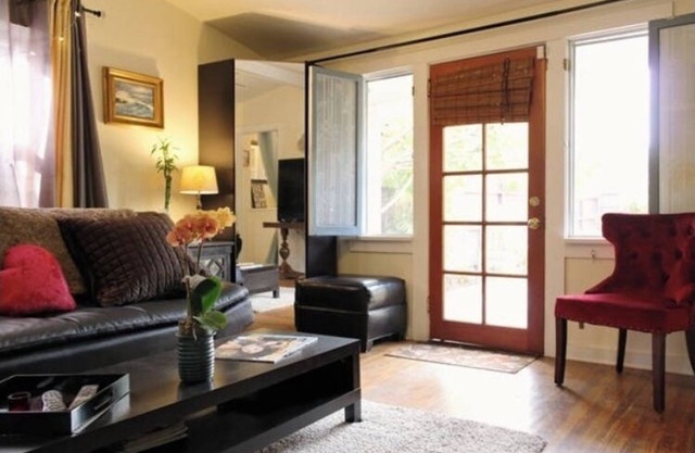 South Pasadena Cottage Near Metro
