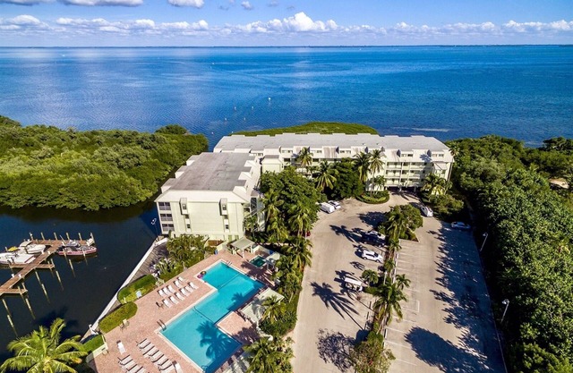 South Seas Bayside Villa 5234