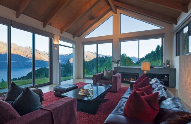 Southerly |Private Hot Tub |Gas Fire|BBQ