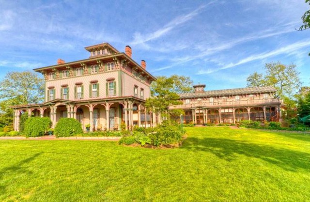 Southern Mansion