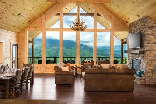 Southern Skies by Stony Brook Cabins
