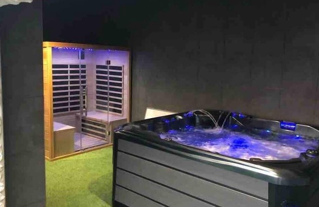 Spa and Sauna house 10 minutes from La Rochelle