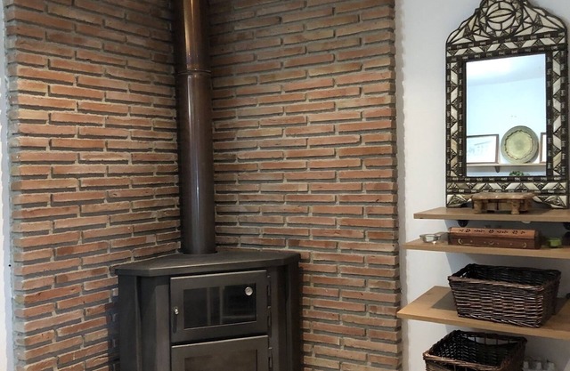 Spacious 1 bedroom apartment in the heart of Casarabonela