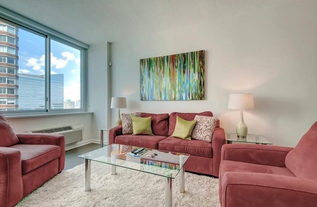 Spacious 1 Bedroom Apartment in Jersey City