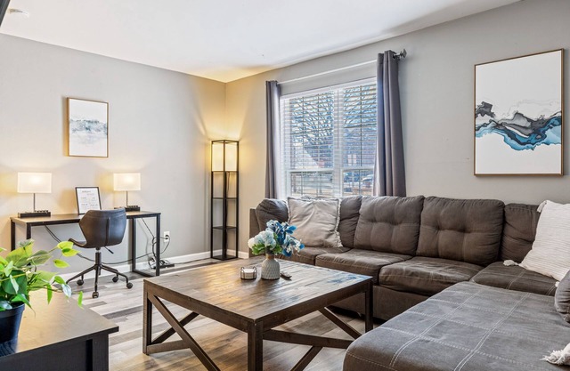 Spacious 2-Bedroom Near Main St by StayLage