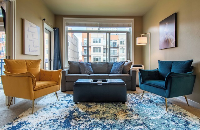 Spacious 2 BR Condo in the Heart of the City