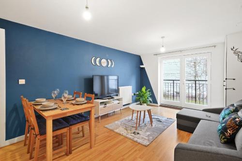 Spacious 2BR Apartment in Bishop Stortford Town, Perfect for Contractors and Relocators