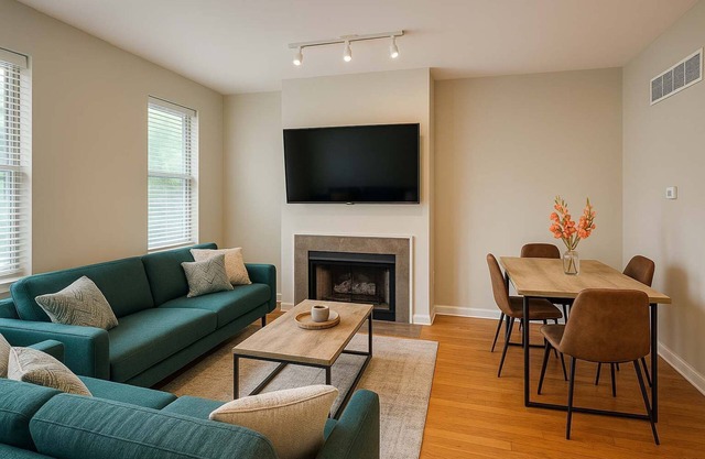Spacious 2BR with Private Balcony · Walk to Soulard Eats & Entertainment