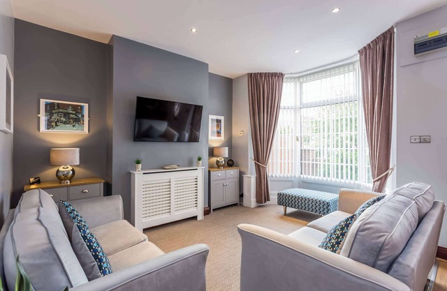Spacious 3 Bedroom Home in South Shields by Beach