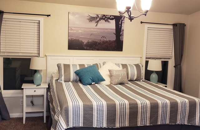 Spacious 3 bedroom close to salmon fishing and more!