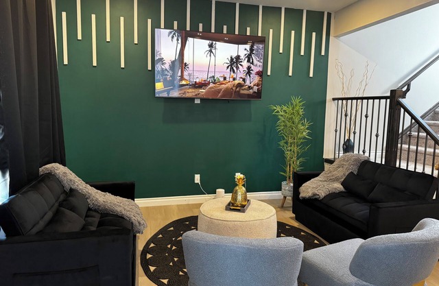 Spacious 3 bedroom Retreat