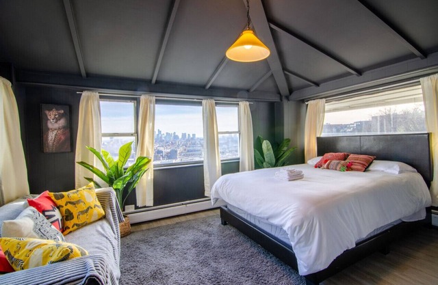 Spacious 3-Bedroom with Stunning Views of NYC