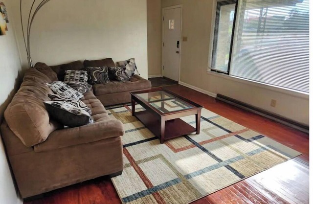 Spacious 4-bedroom home in quiet neighborhood