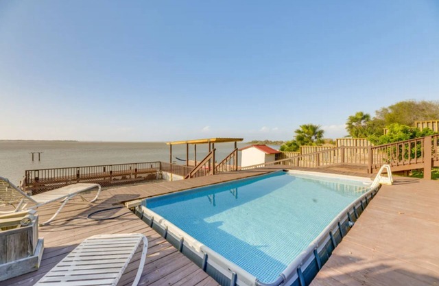 Spacious 5-bedroom house with a Bayfront view in Corpus Christi