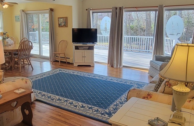 Spacious 5-bedroom house in Southampton. Location! Location! Location! Private