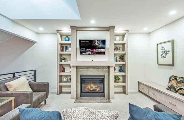 Spacious 5BR home in Cottonwood Heights, perfect for family getaways!