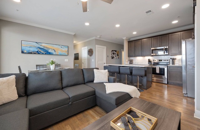 Spacious 6-Person Condo in The Nations, Nashville