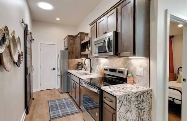Spacious 7-Unit Retreat with Unique Themes, Sleeps 48!
