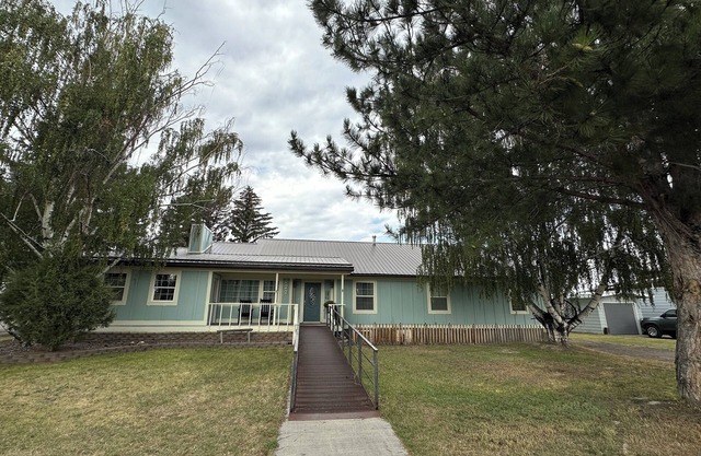 Spacious 9-bedroom house located in Montana's Favorite small town.