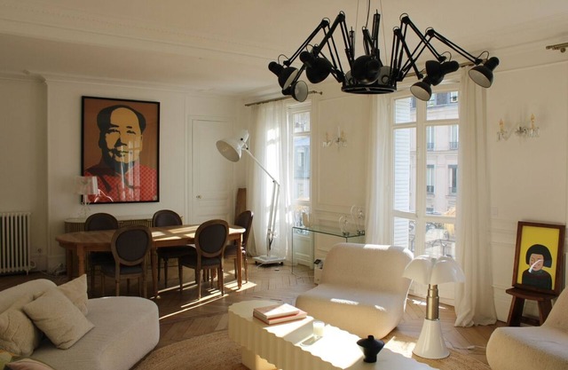 Spacious and bright 3-bedroom apartment in the heart of the Latin Quarter