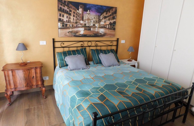 Spacious and bright apartment ten minutes from Verona