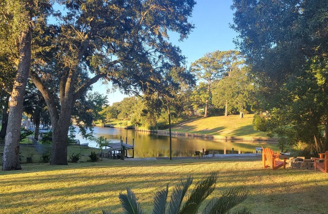 Spacious and Modern Fort Bayou Home with deep water access