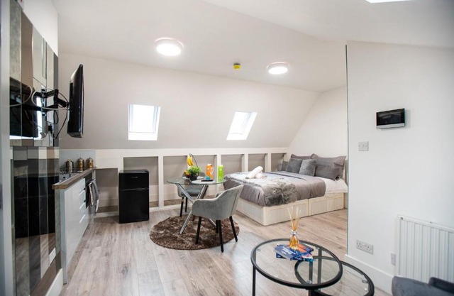 Spacious and Modern studio in London G
