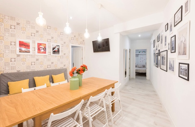 Spacious apartment in the heart of Madrid