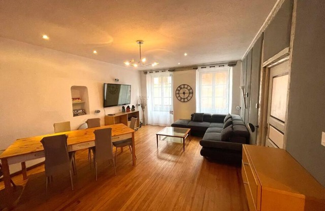 Spacious apartment in the heart of the center