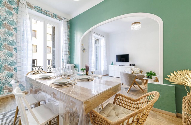 Spacious apartment - Port District - 6 people