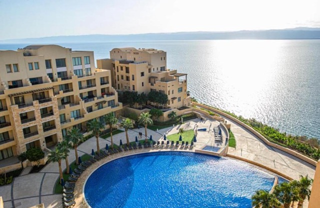 Spacious apartments with Sea view at Samarah Resort