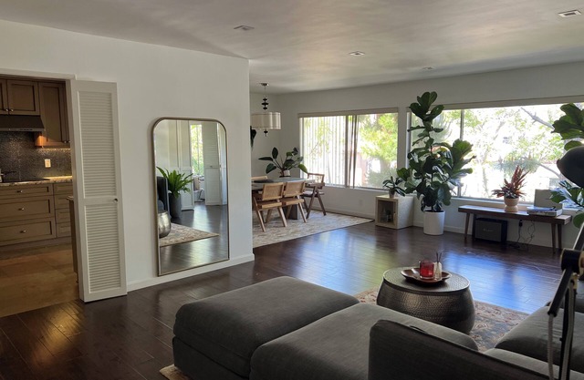 Spacious Beverly Hills condo with a nice view
