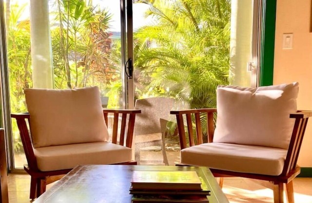Spacious, breezy Princeville condo close to beaches.