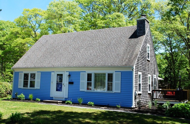 Spacious Cape in Family Friendly Great Harbors with Neighborhood Pool