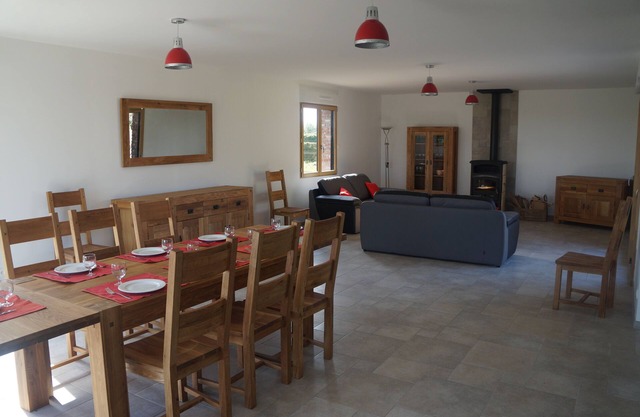 Spacious cottage in the green countryside, close to the Opal Coast