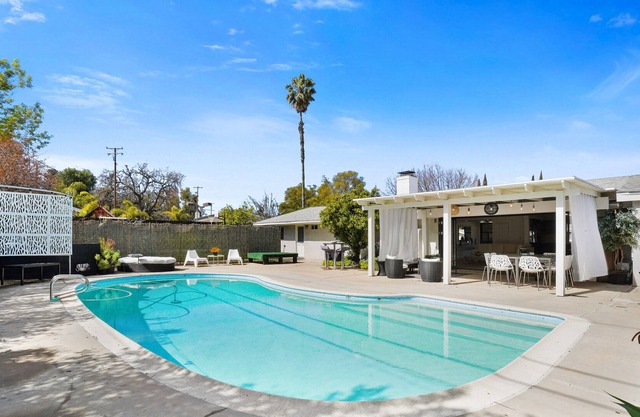 Spacious Conejo Oaks Home with Gazebo, Pool, & BBQ