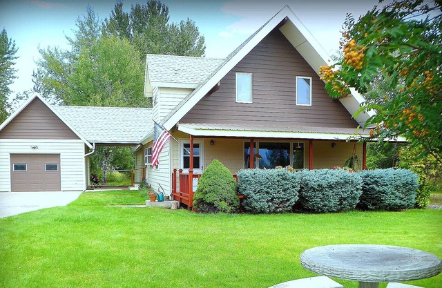 Spacious Country Home Ideal For Family And Friends
