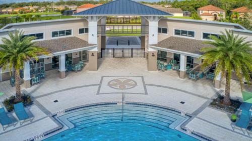 Spacious Family Reunion 15BR Home Pool Spa Game Rm