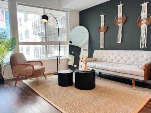 Spacious Hollywood Home Sunset View-Free Parking 10mins to Universal Studios