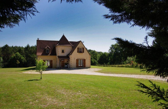 Spacious house in a Périgord village