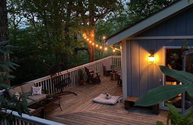 Spacious kid-friendly chalet minutes to Boone, Blowing Rock, Blue Ridge Pkwy