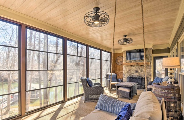 Spacious Lake Hartwell Home w/ Dock & Views!